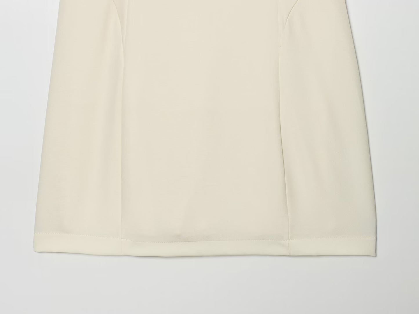 Women's contrasting color trimmed mini dress