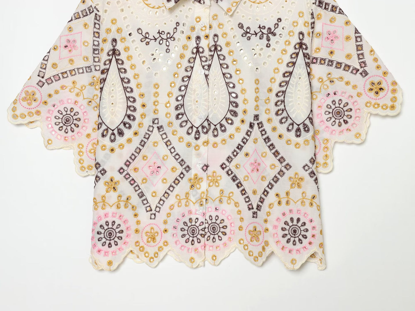 Women's hollow embroidered short sleeved shirt
