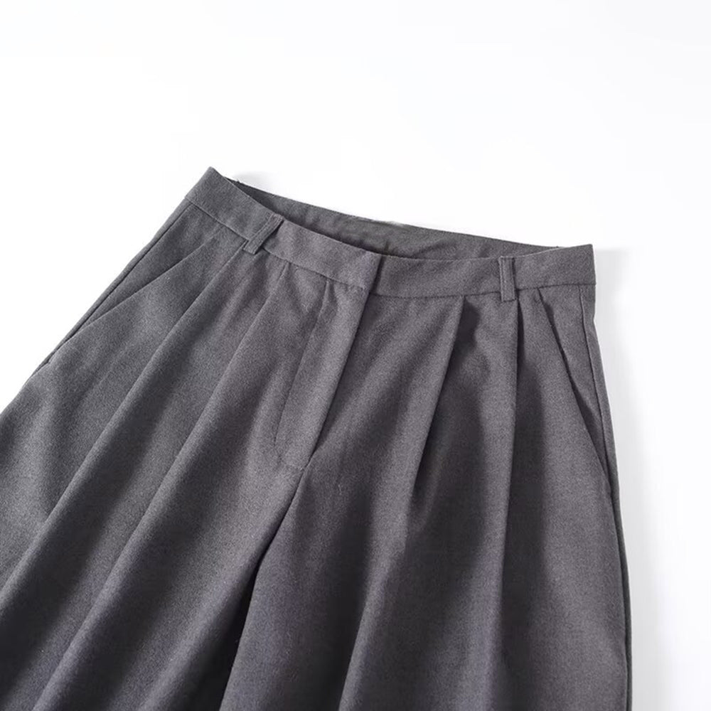 Women's loose pleated flannel wide leg cropped pants