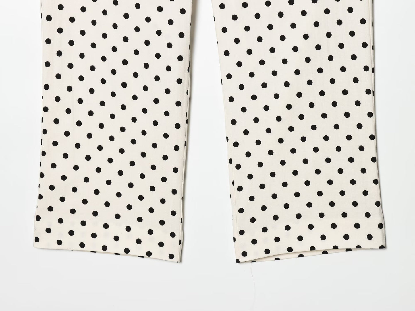 Women's casual seven point polka dot pants