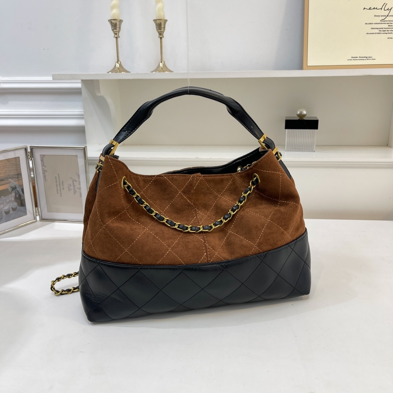 Women's New Joker Large-capacity Contrast Retro Chain One-shoulder Underarm Bag Portable Crossbody Bag