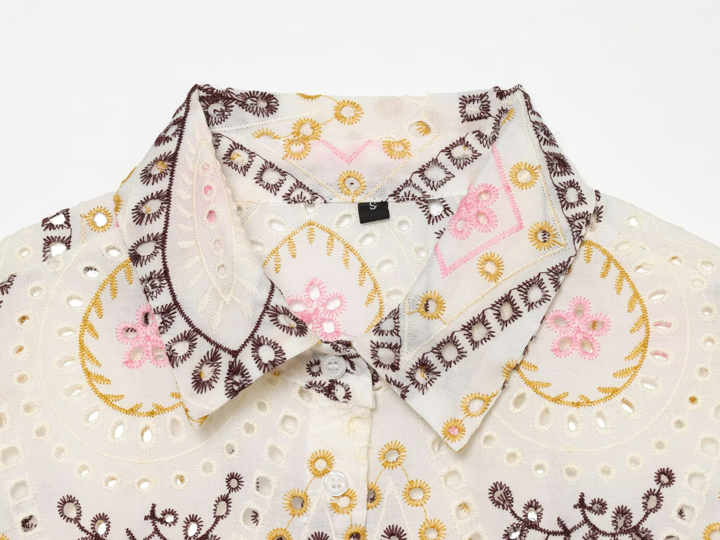 Women's hollow embroidered short sleeved shirt