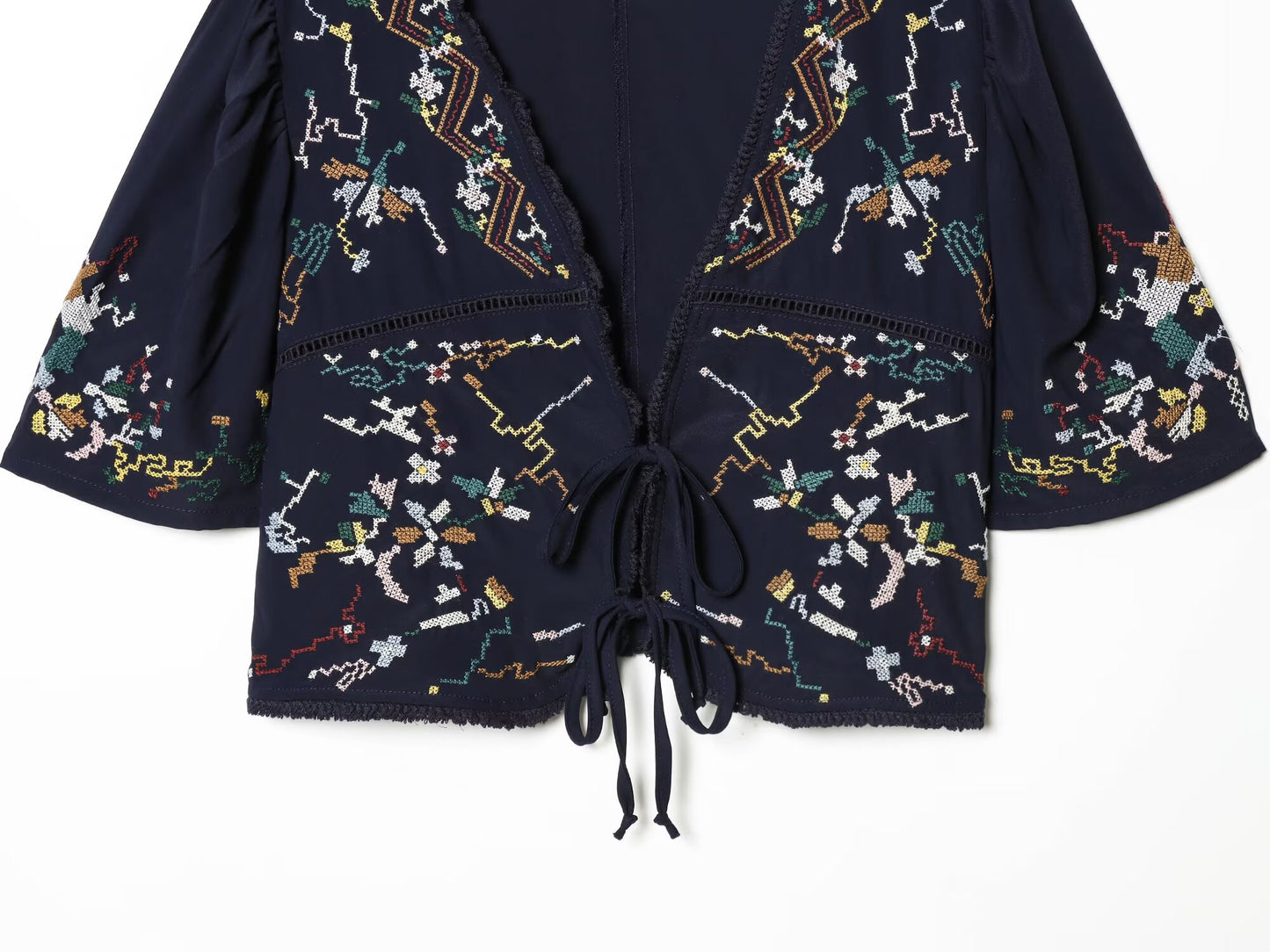 Women's floral embroidery short V-neck top