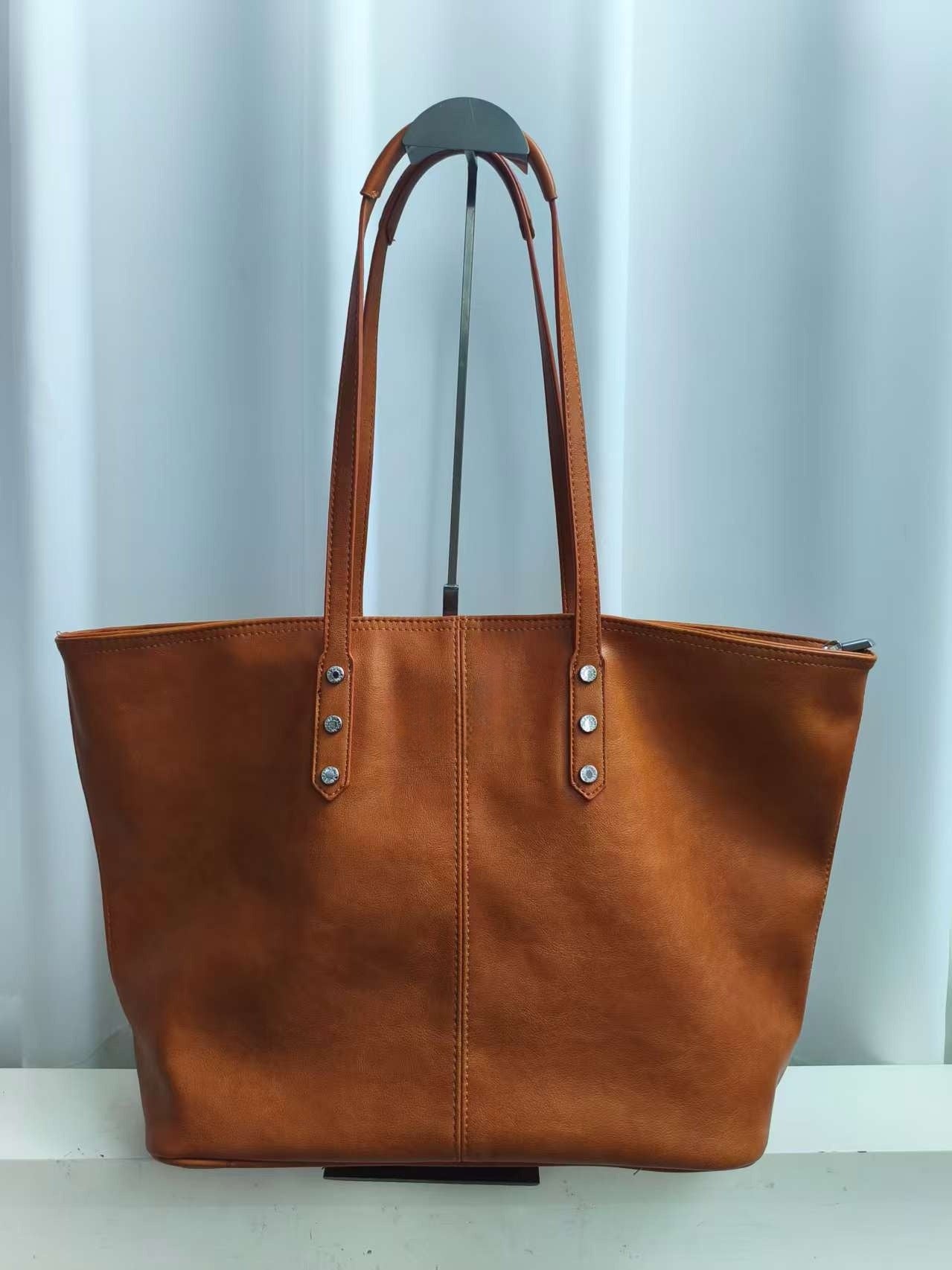 New shoulder bag large capacity commuter tote bag