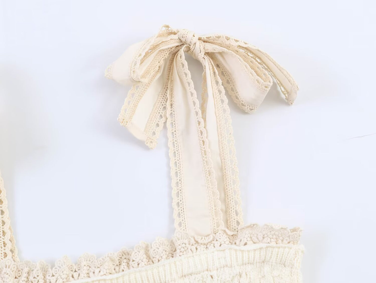 Women's bow decoration knitted top
