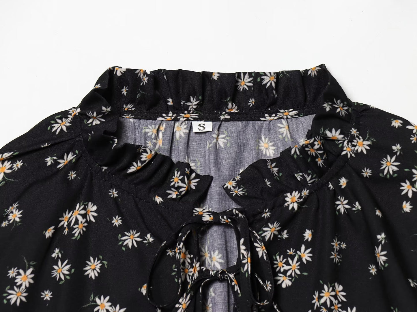 2026 Women's printed V-neck lace up shirt