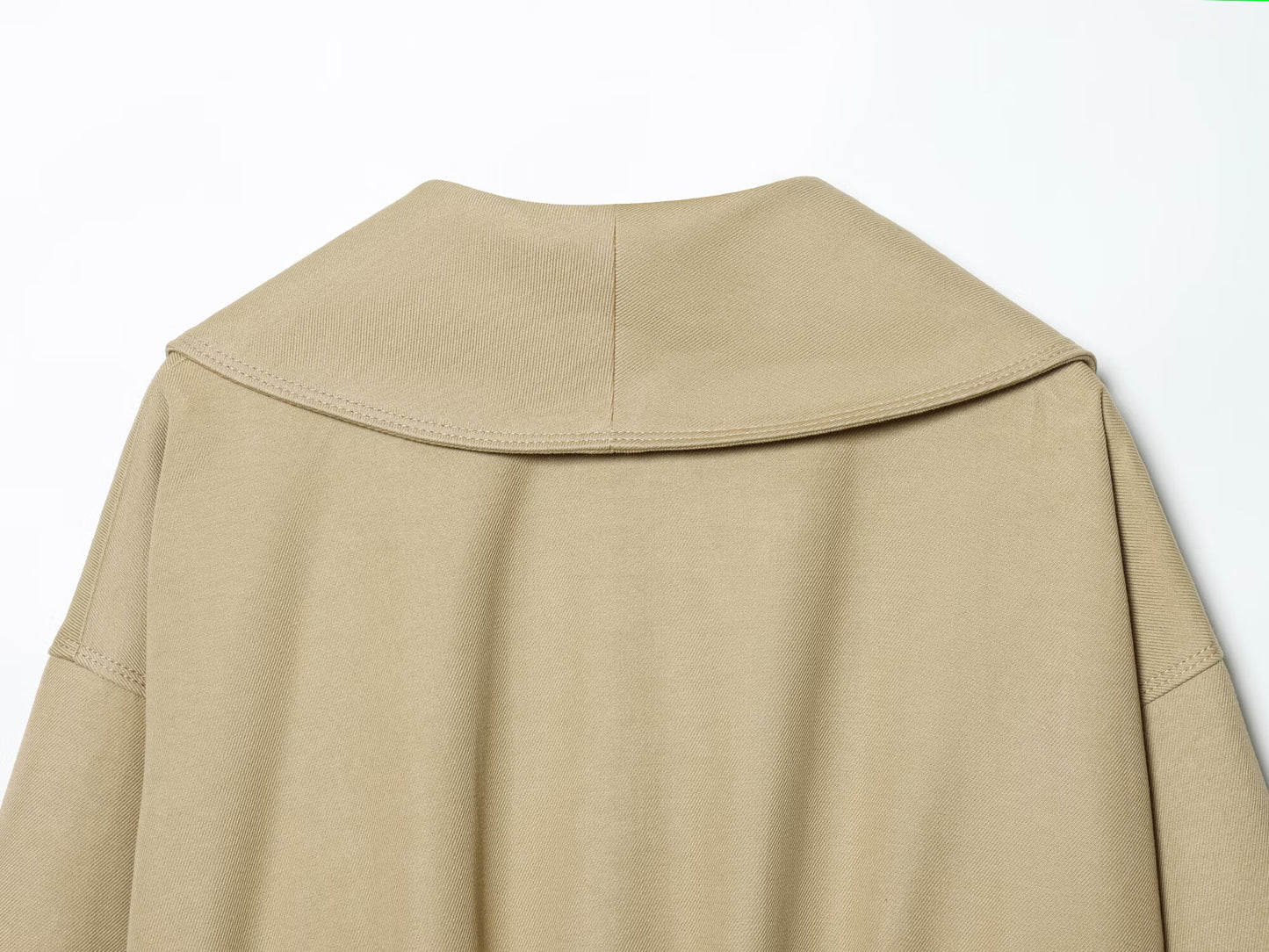 Women's long sleeved lapel short Coat
