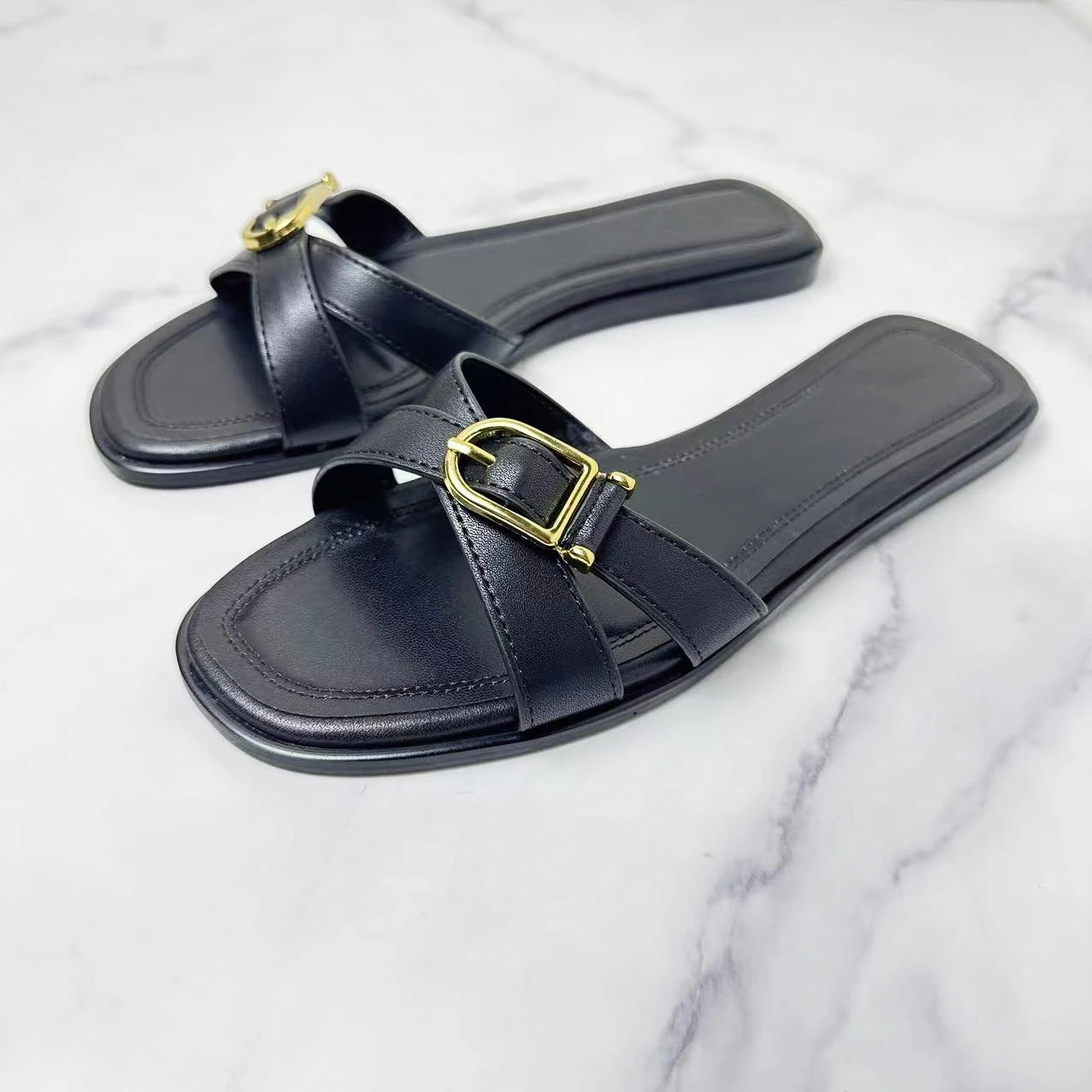 New 2024 Fashion Women's Flat Slippers Square Head Joker Cross Belt Travel Leisure Slippers Women