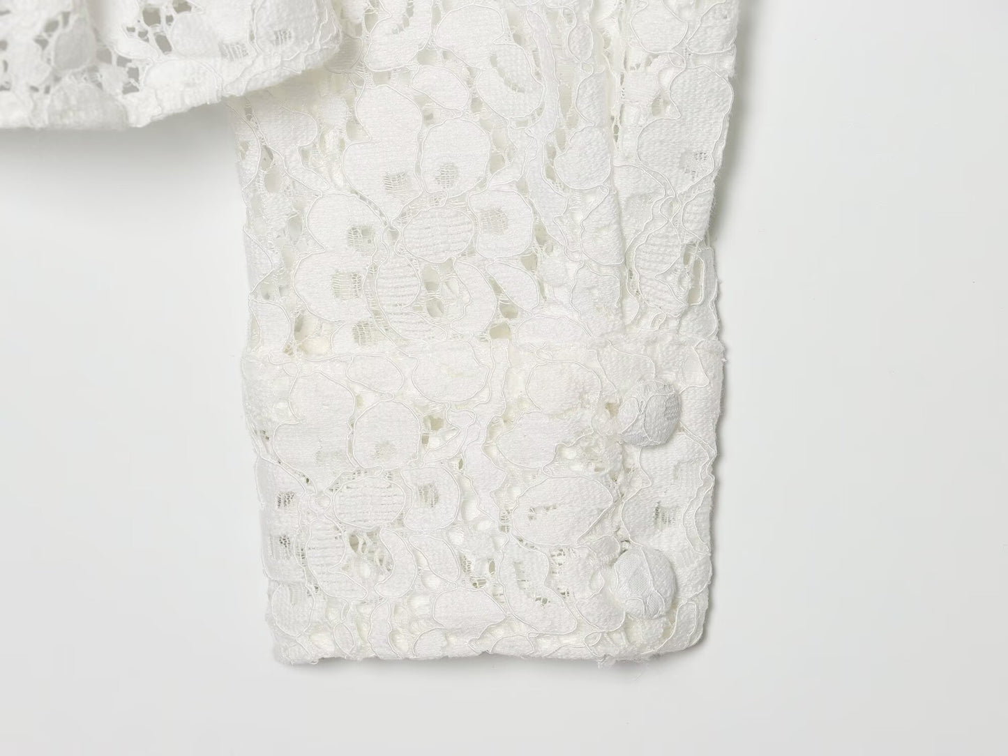 Women's lace O Neck double breasted Coat