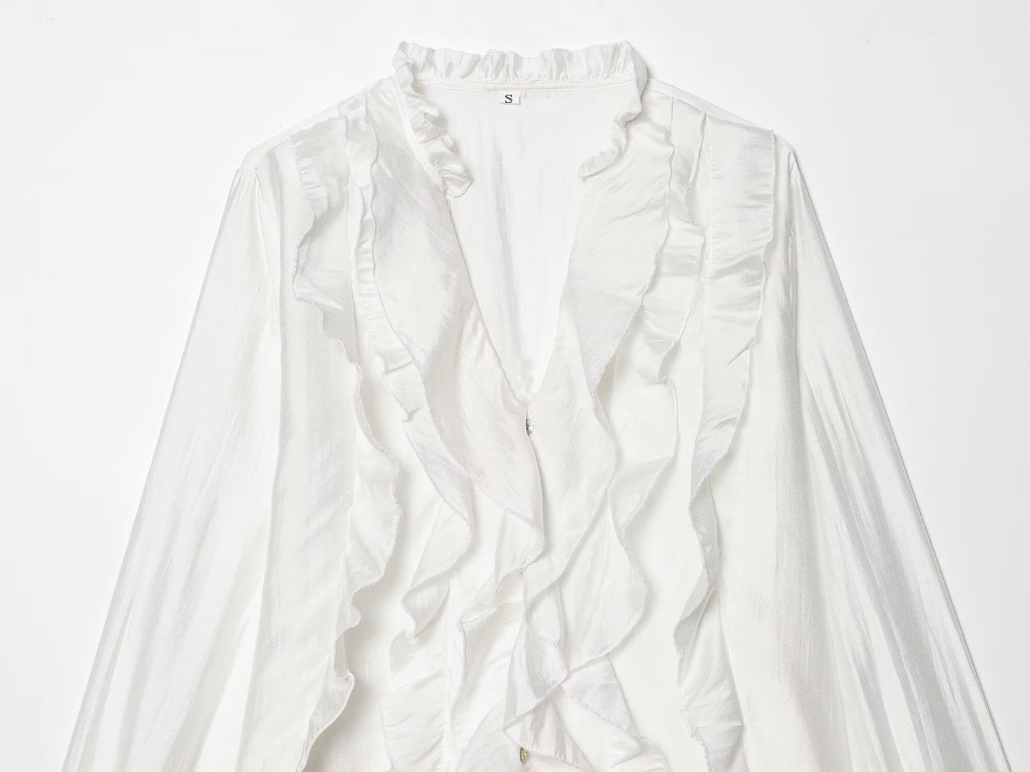 Women's layered decorative V-neck shirt