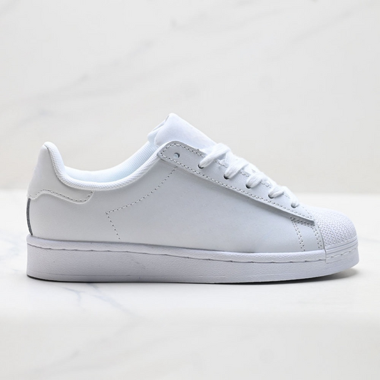 2026 new low-cut classic Joker leisure sports shoes have a shoe box