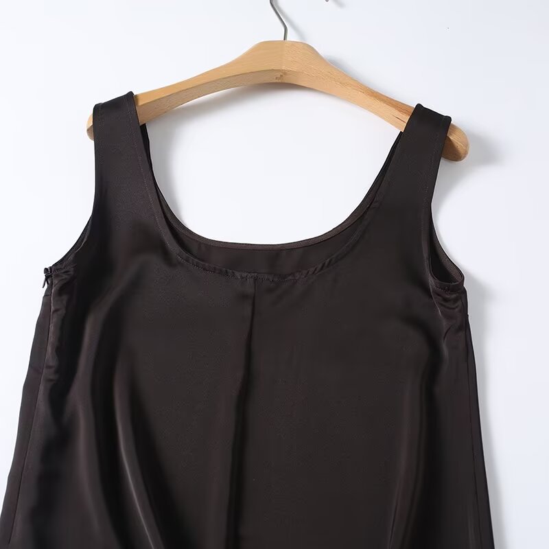 Women's lace hem sleeveless backless dress